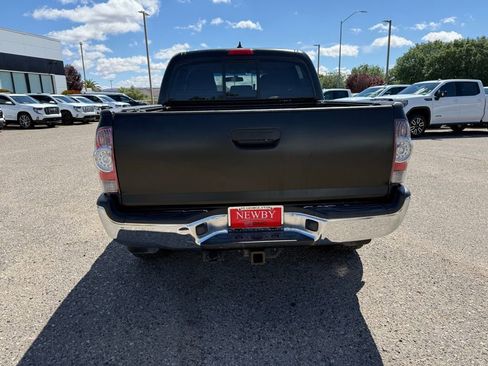 Used 2015 Toyota Tacoma 4x4 Double Cab w/ TRD Off-Road Package image 6