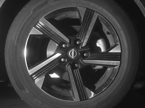 Used 2025 Nissan Sentra SV FWD image 13