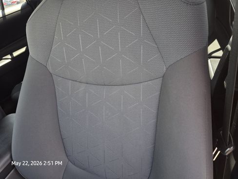 Used 2020 Toyota RAV4 XLE FWD image 16