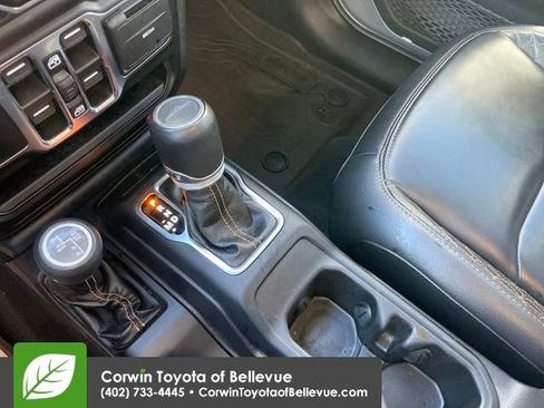 Used 2022 Jeep Gladiator Overland image 21