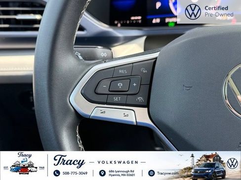 Certified 2023 Volkswagen Taos SE w/ Panoramic Sunroof Package AWD/4WD image 10