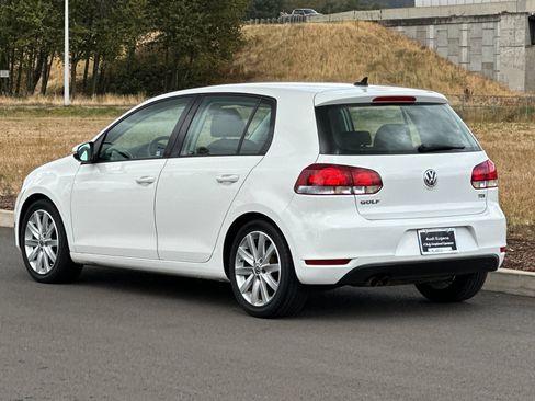 Used 2011 Volkswagen Golf TDI FWD image 5