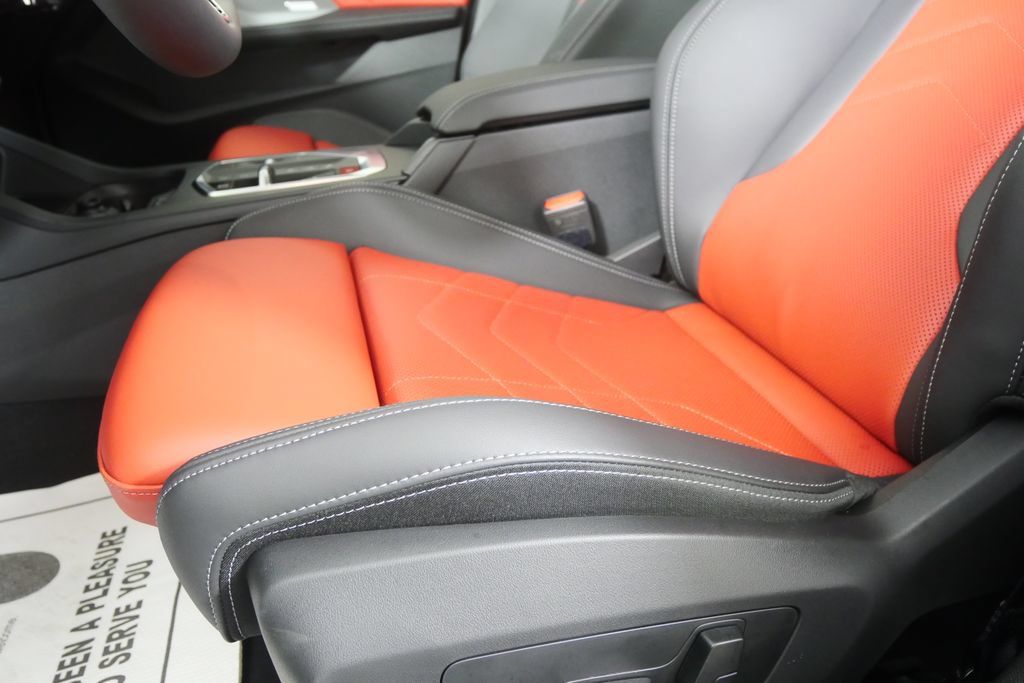 Used 2026 BMW M235i xDrive w/ Premium Package AWD/4WD image 9