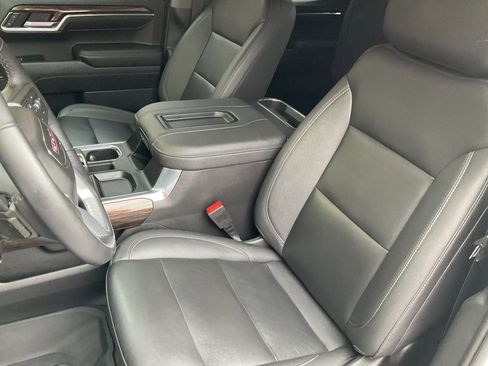 Used 2022 GMC Sierra 1500 Elevation w/ Elevation Premium Package AWD/4WD image 32