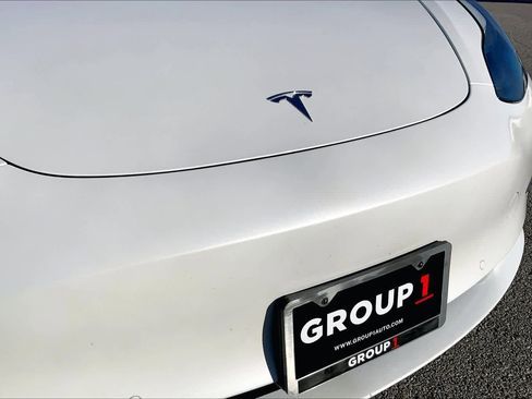 Used 2021 Tesla Model 3 Standard Range Plus image 27