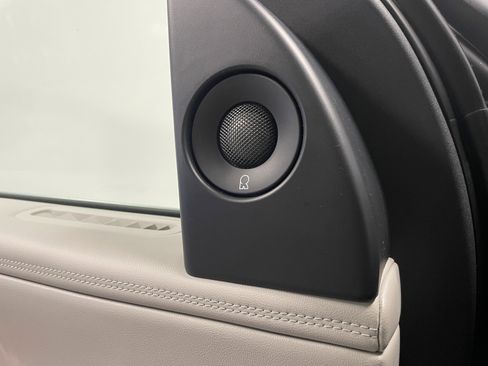 New 2025 Lincoln Navigator Reserve image 25