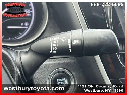 Used 2022 Toyota Camry SE w/ Cold Weather Package FWD image 26