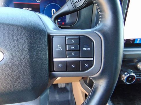 Used 2024 Ford F350 Lariat w/ Lariat Ultimate Package AWD/4WD image 17
