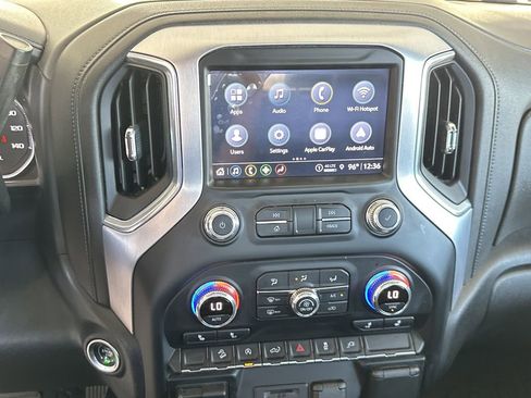 Used 2021 GMC Sierra 1500 SLT image 23