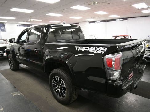 Certified 2023 Toyota Tacoma TRD Sport AWD/4WD image 6