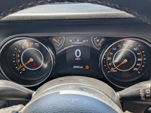 Used 2022 Jeep Wrangler Unlimited Sport AWD/4WD image 12