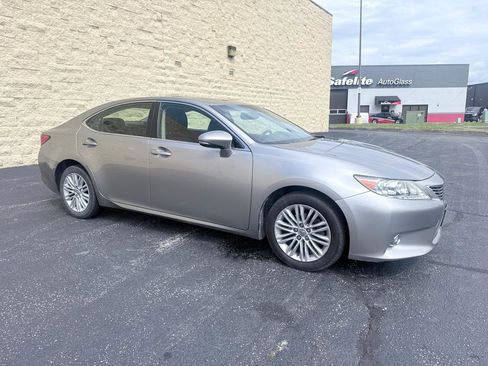 Used 2015 Lexus ES 350 w/ Luxury Package FWD image 8