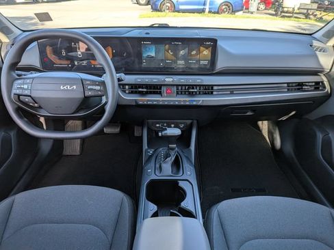 Certified 2025 Kia K4 FWD image 16