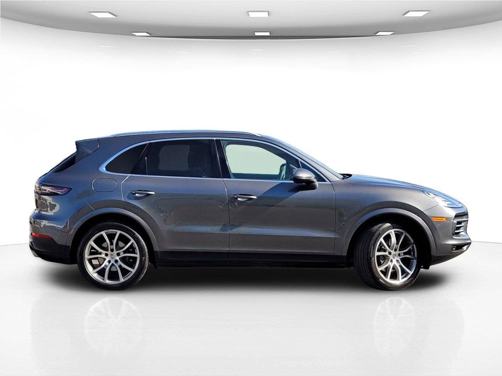 Used 2019 Porsche Cayenne AWD/4WD image 6
