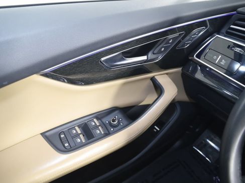 Used 2021 Audi Q7 3.0T Prestige w/ Prestige Package image 33