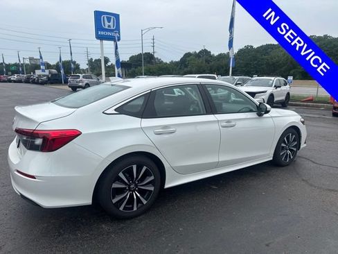 Used 2024 Honda Civic EX image 5
