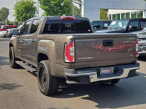 Used 2015 GMC Canyon SLT w/ Driver Alert Package RWD image 5