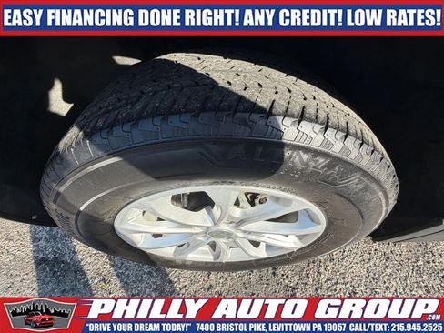 Used 2021 Chevrolet Equinox LS w/ LS Convenience Package AWD/4WD image 36