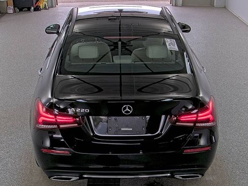 Used 2022 Mercedes-Benz A 220 image 8