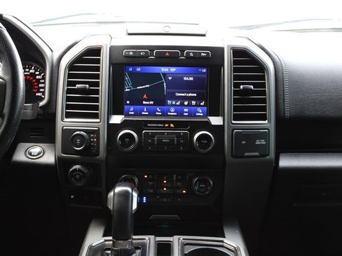 Used 2019 Ford F150 Raptor w/ Equipment Group 802A Luxury image 23