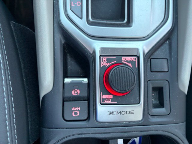 Used 2019 Subaru Forester Premium AWD/4WD image 7
