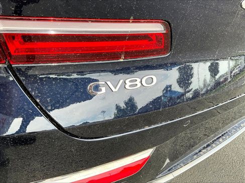 Used 2025 Genesis GV80 2.5T AWD/4WD image 24