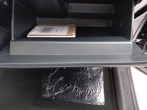 New 2026 Ford Explorer Active w/ Active Comfort Package image 16