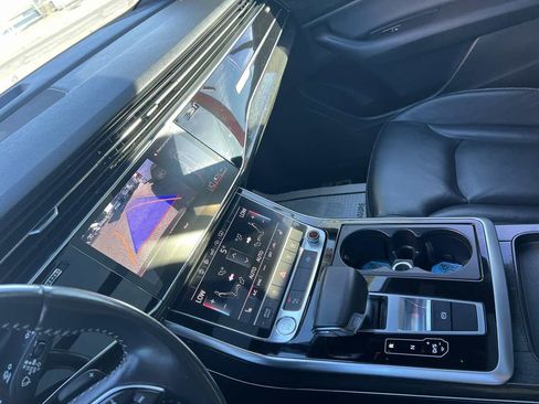 Used 2019 Audi Q8 Premium AWD/4WD image 12