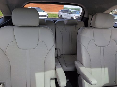 New 2026 Kia Sorento EX AWD/4WD image 8