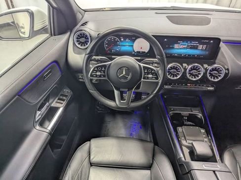 Used 2022 Mercedes-Benz GLA 250 4MATIC w/ AMG Line image 7