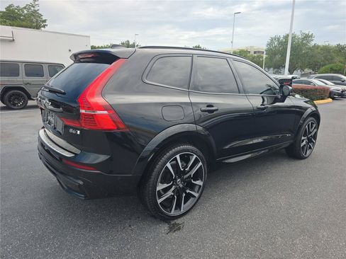 Used 2023 Volvo XC60 B6 Ultimate AWD/4WD image 3