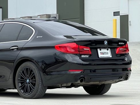 Used 2018 BMW 530e xDrive 530e xDrive iPerformance image 8