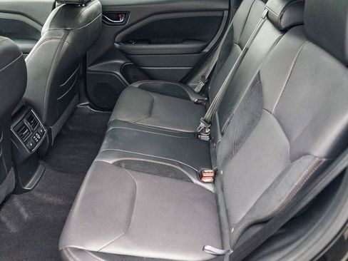 Certified 2025 Subaru Forester Touring AWD/4WD image 20