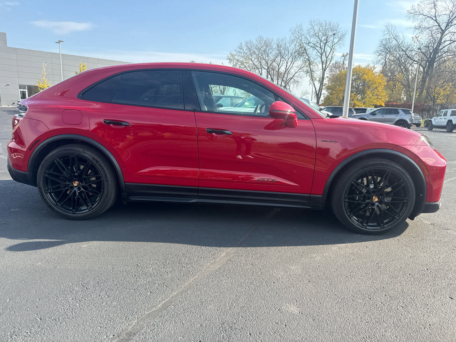 Used 2026 Porsche Macan GTS Electric AWD/4WD image 5