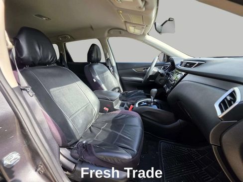 Used 2014 Nissan Rogue SV AWD/4WD image 10