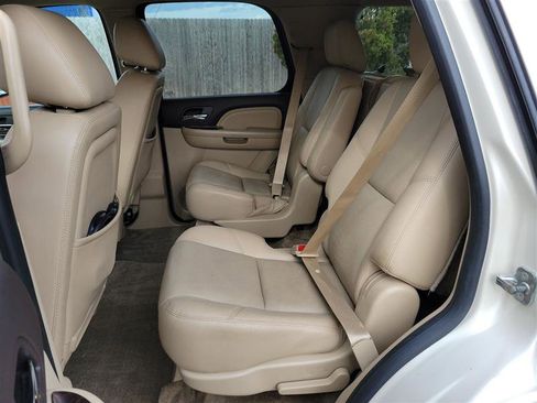 Used 2014 GMC Yukon Denali image 10