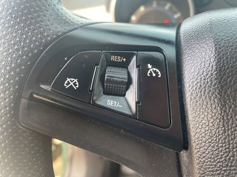 Used 2014 Chevrolet Cruze LS image 22