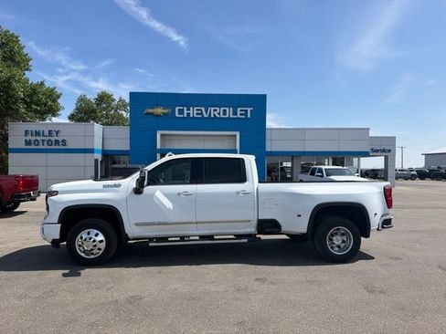 Used 2024 Chevrolet Silverado 3500 High Country w/ High Country Premium Package AWD/4WD image 1