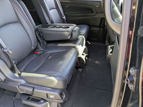 Used 2025 Honda Odyssey Sport-L image 29