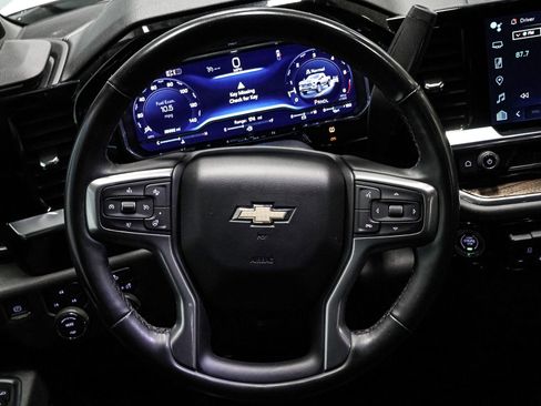 Used 2024 Chevrolet Silverado 3500 LT w/ Convenience Package image 32