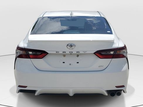 Used 2023 Toyota Camry SE FWD image 4