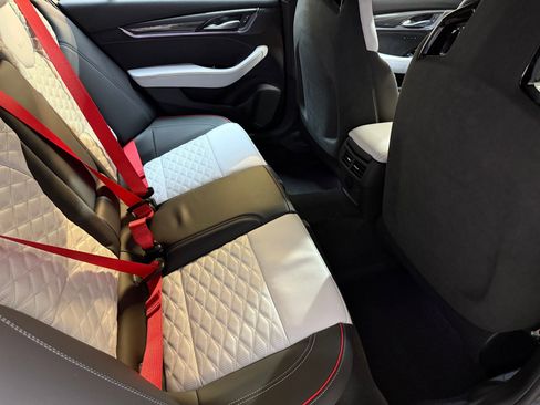 New 2026 Cadillac CT5 V Blackwing w/ Carbon Fiber 2 Package image 59