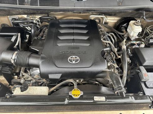 Used 2015 Toyota Sequoia Limited image 39