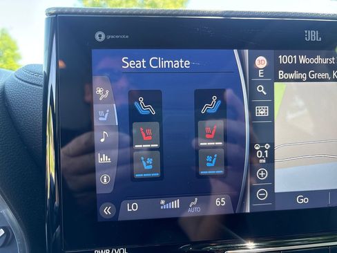 Used 2020 Toyota Highlander Platinum AWD/4WD image 27