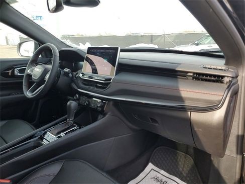 Used 2024 Jeep Compass Trailhawk w/ Trailhawk Elite Group image 29