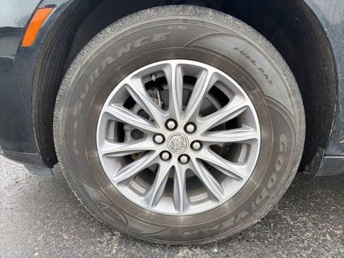Certified 2024 Buick Enclave Essence w/ Trailering Package, 5000 lbs. AWD/4WD image 9