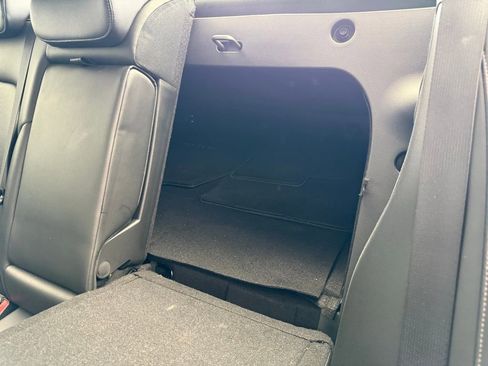 Used 2023 Genesis G70 2.0T AWD/4WD image 45