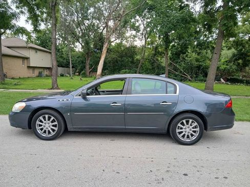 Used 2009 Buick Lucerne CXL w/ Driver Confidence Package FWD image 2