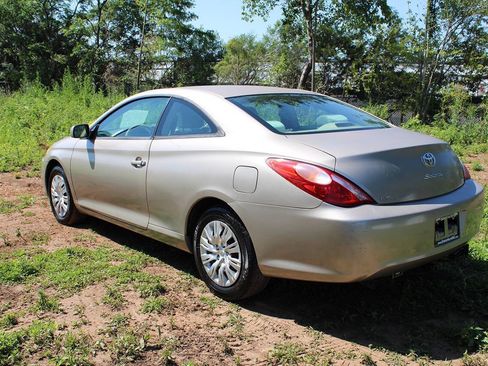 Used 2004 Toyota Solara SE Sport FWD image 9