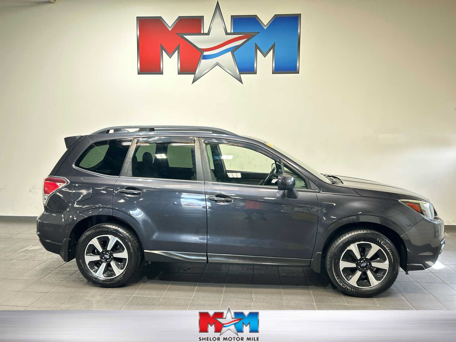 Used 2017 Subaru Forester 2.5i Premium AWD/4WD image 1